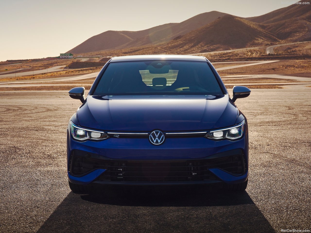 Volkswagen Vietnam Academy